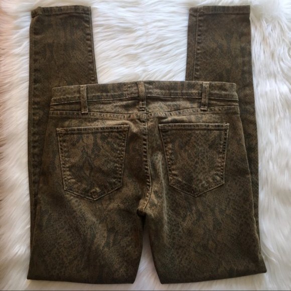 CURRENT/ELLIOTT | Python Snake Print Ankle Skinny Jeans in Oregano Fall Style - Picture 3 of 7